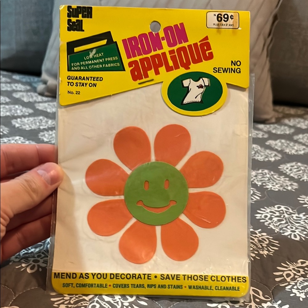Super Seal Orange Flower Iron-On Appliqué